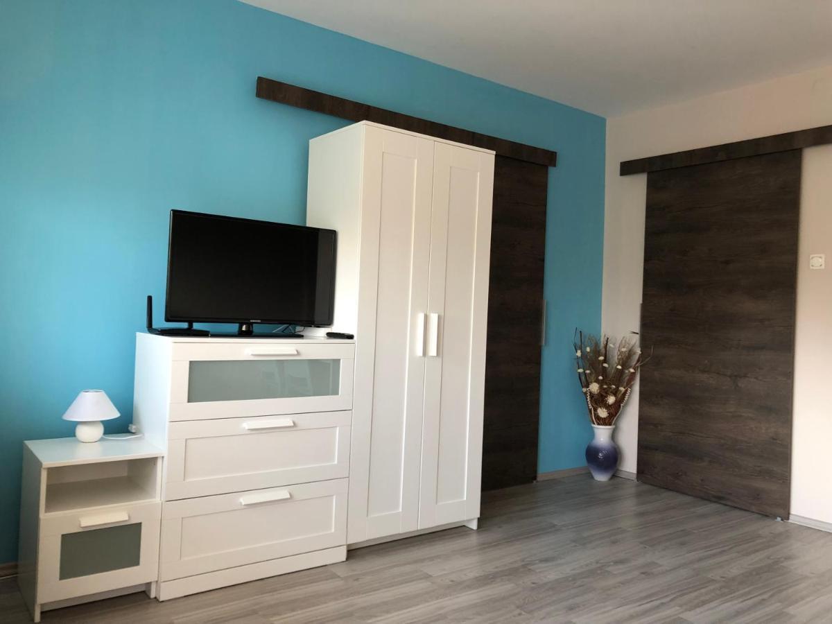 Happy Bunnies Apartman I - Gunarasfurdo Dombóvár 外观 照片