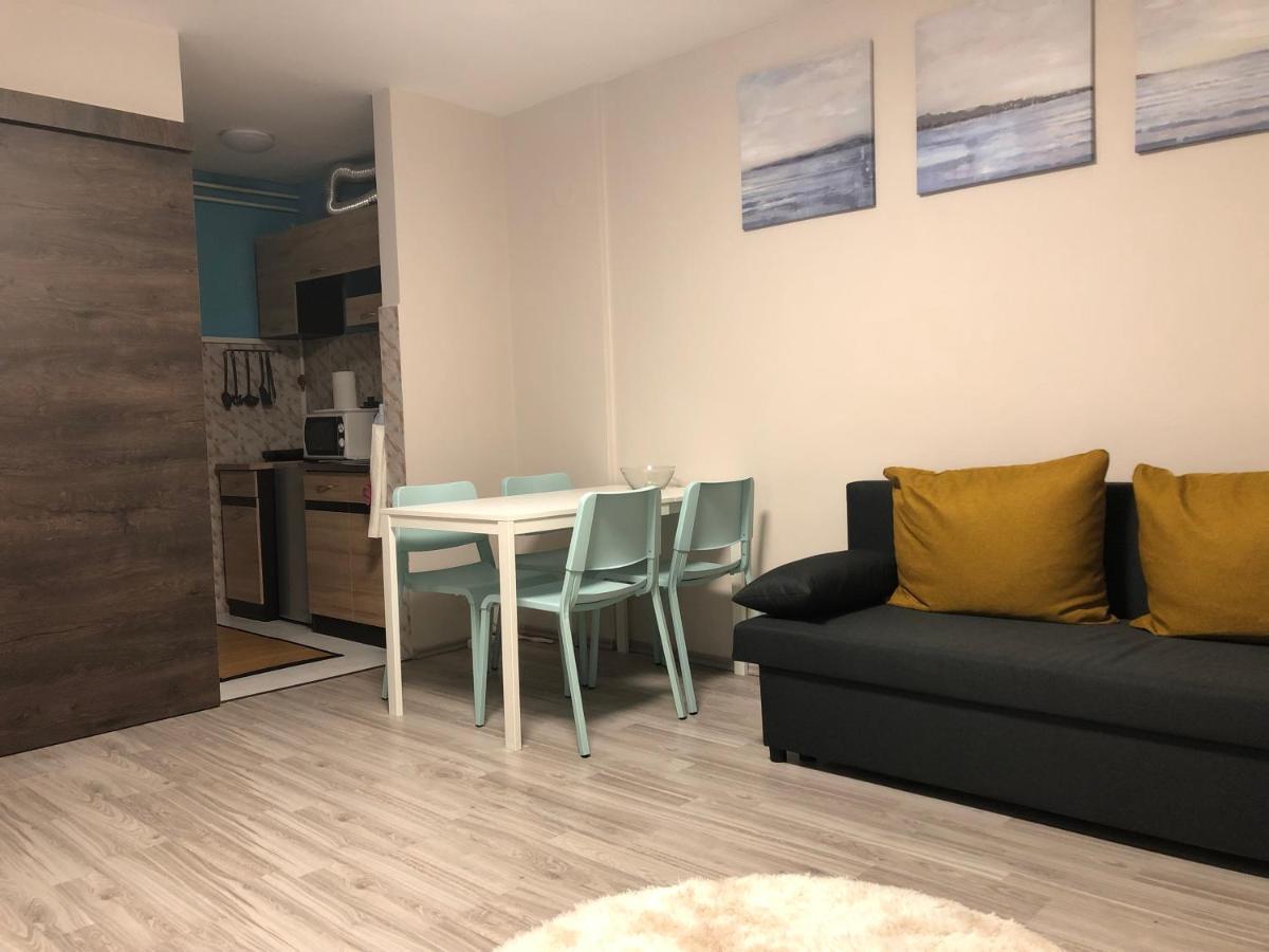 Happy Bunnies Apartman I - Gunarasfurdo Dombóvár 外观 照片